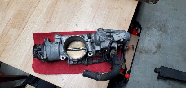 1uzfe VVTI Throttle Body